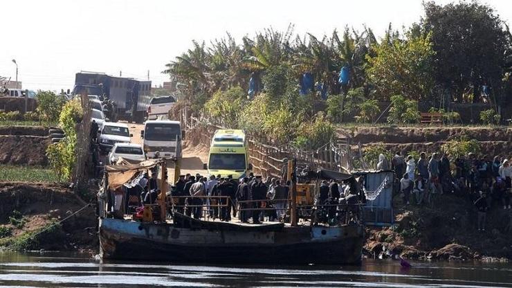 Mısırda Nil Nehri’ne kamyon düştü: 2 ölü