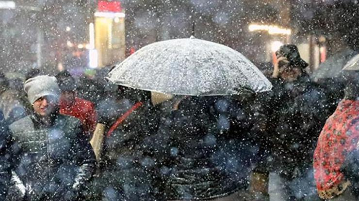 Meteoroloji saat verdi İstanbula kar geliyor