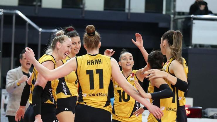 VakıfBank Eczacıbaşı'na set vermedi VakıfBank Eczacıbaşı'na set vermedi