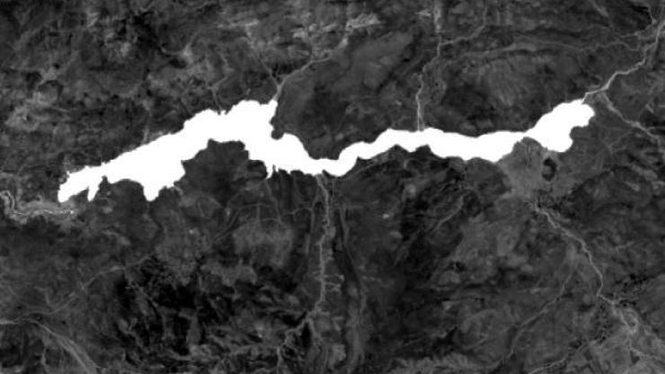 Van Gölü Havzasındaki barajların küçülmesi uydu görüntülerine yansıdı
