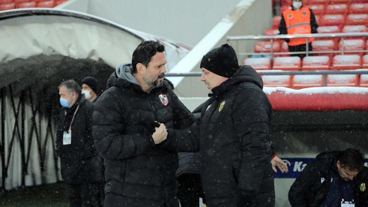 Yeni Malatyaspor'dan Sumudica'nın kırmızı kartına tepki