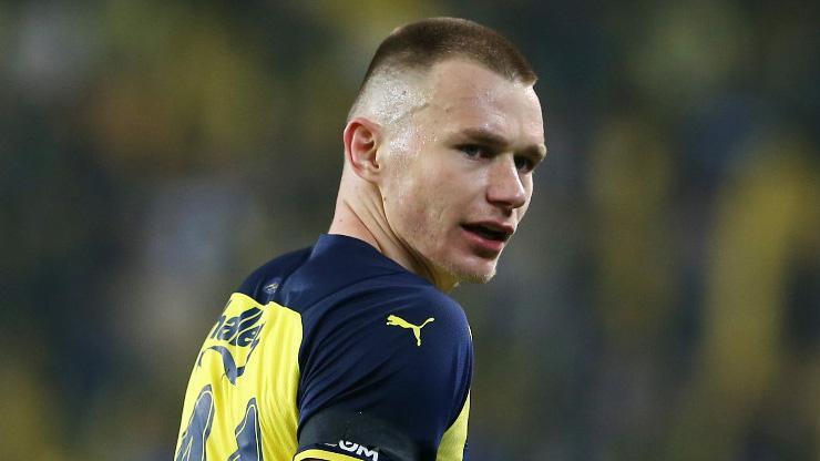 Son dakika... Fenerbahçe'ye Szalai için 20 milyon euro Son dakika... Fenerbahçe'ye Szalai için 20 milyon euro