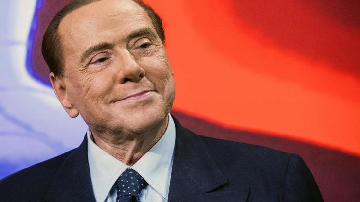 Cumhurbaşkanlığı adaylığından çekilen Berlusconi’nin hastanede olduğu ortaya çıktı