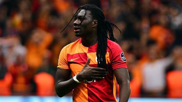 Son dakika... Bafetimbi Gomis&#x27;in geli&#x15F; saati belli oldu