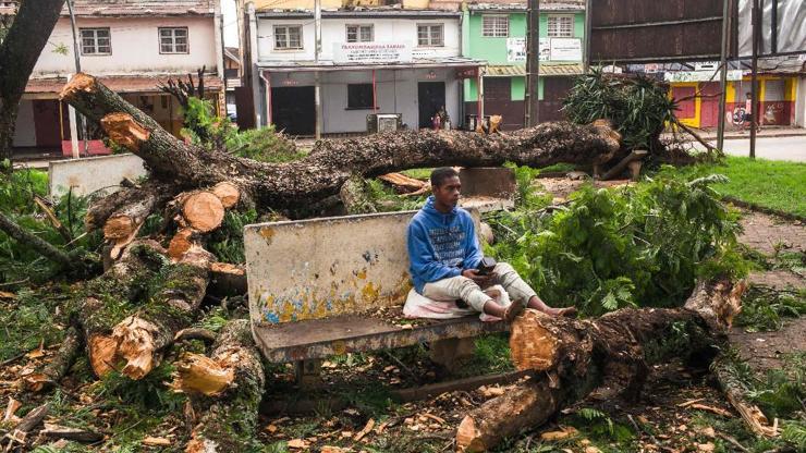 Madagaskar’ı vuran kasırgada can kaybı 10’a yükseldi