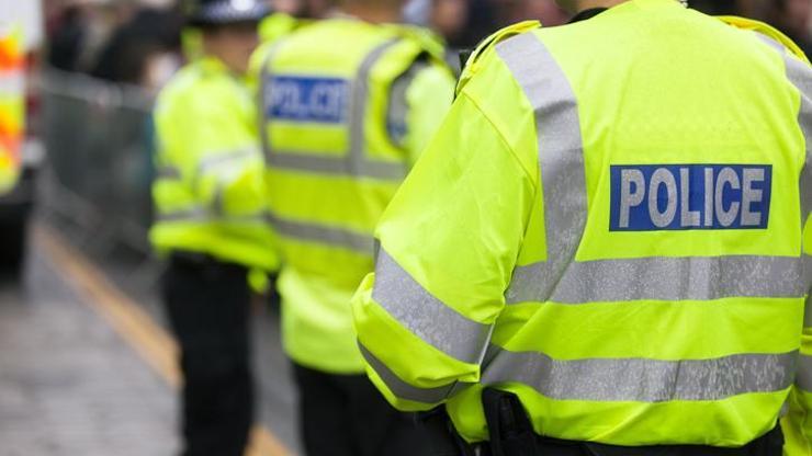 İngilterede akılalmaz operasyon: Polisten hadım tarikatına baskın