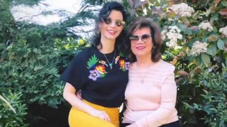 Beren Saat, Serpil Doğulunun yeni yaşını kutladı