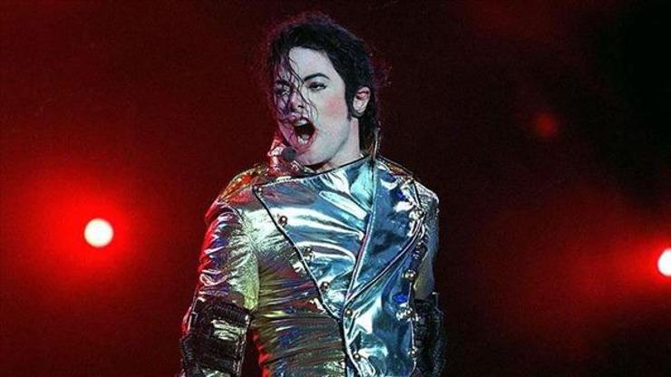 Michael Jackson’ın sallantılı hayatı film olacak