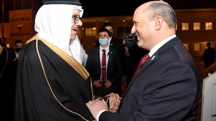 İsrail’den Bahreyn’e başbakan düzeyinde ilk ziyaret