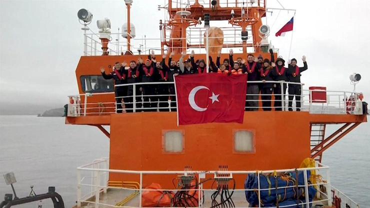 Antarktikadaki Türk heyet CNN TÜRKe konuştu