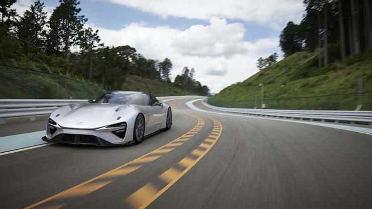 Lexus yeni elektrikli vizyonunu tanıttı