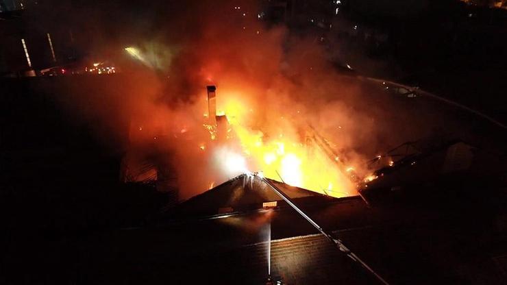 Tuzlada büyük fabrika yangını