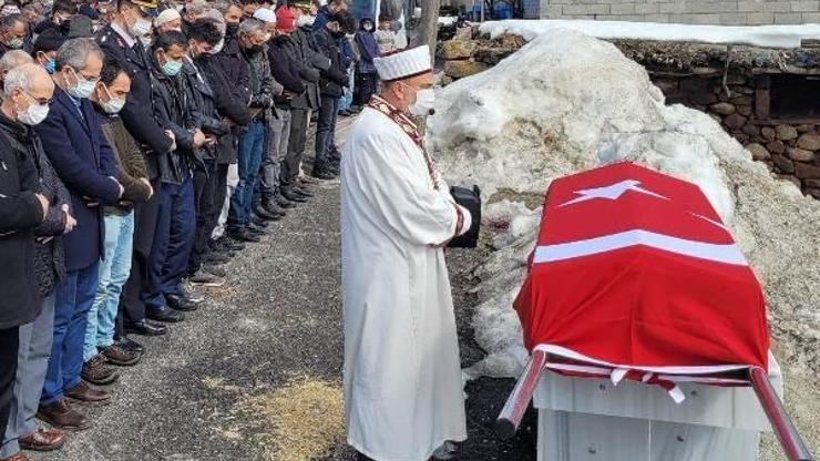 Kore gazisi, son yolculuğuna uğurlandı