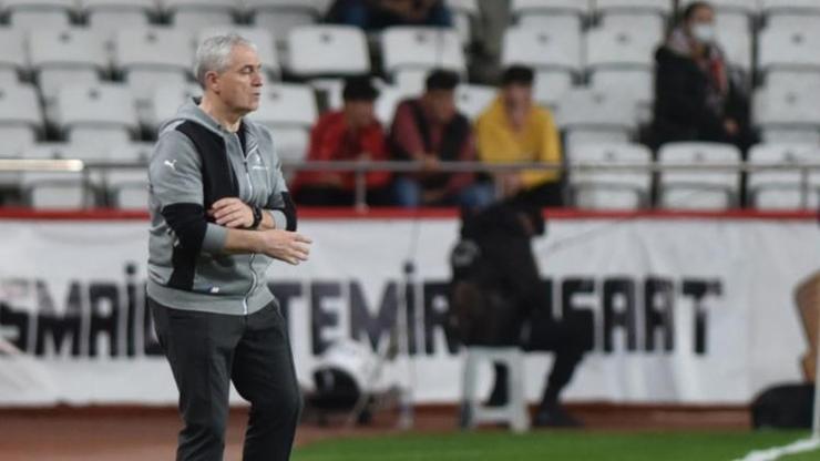 Rıza Çalımbay: Ne kadar defans varsa oyuna aldılar