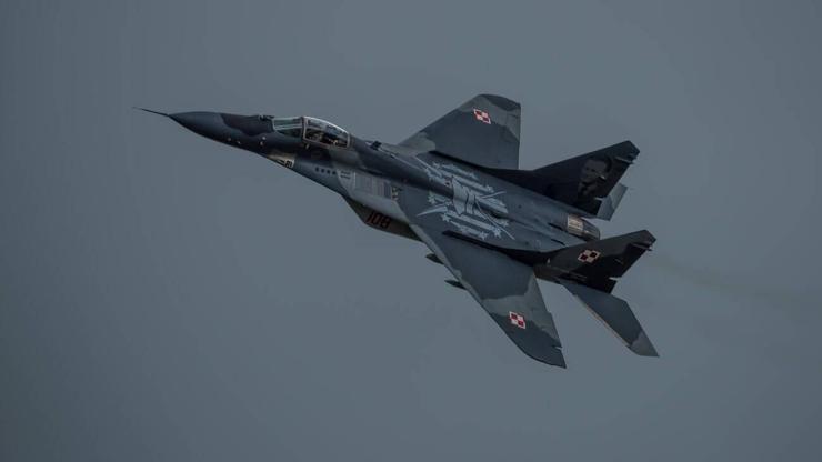 Kremlinden Polonyanın MIG-29 teklifine uyarı: Tehlikeli olur