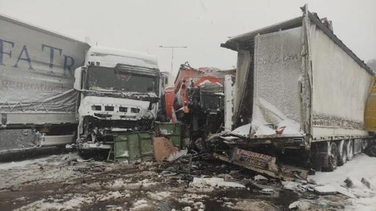 Son dakika: Kuzey Marmara Otoyolunda zincirleme kaza