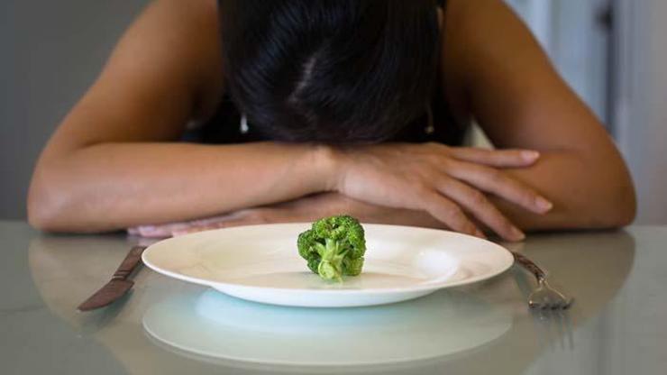 Sınav stresi yeme bozukluğunu tetikliyor