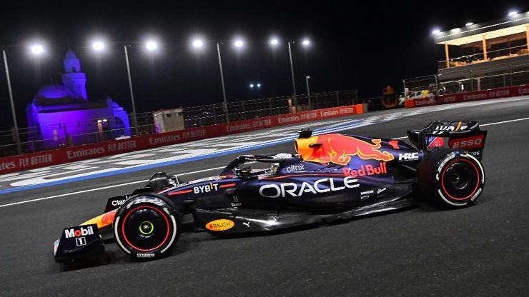 Formula 1de Suudi Arabistan yarışının kazananı belli oldu