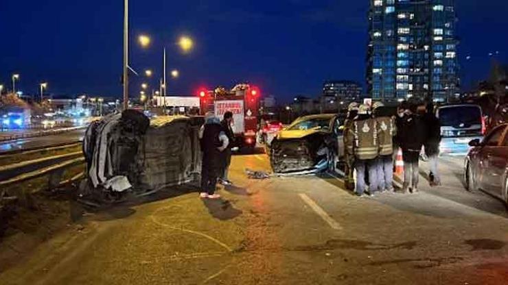 Ümraniyede trafik kazası: 2 kişi yaralandı