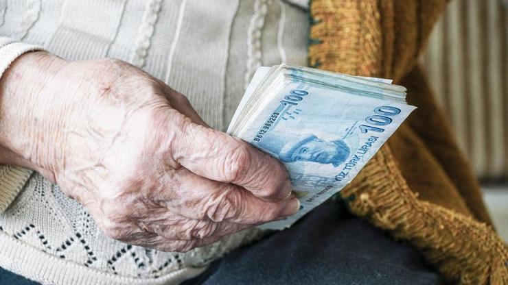 Bayram ikramiyesi nisan sonu hesapta
