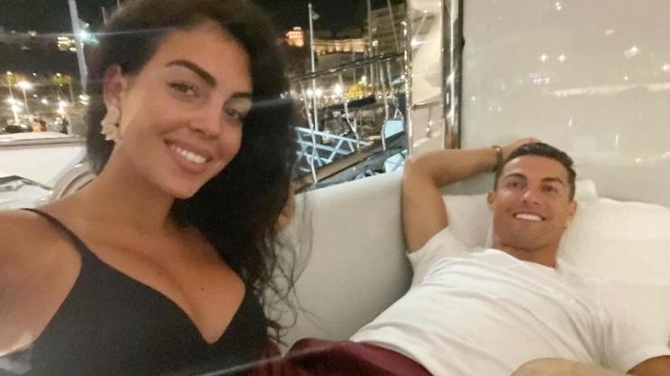 Cristiano Ronaldo sevgilisi Georgina Rodrigueze maaş veriyor