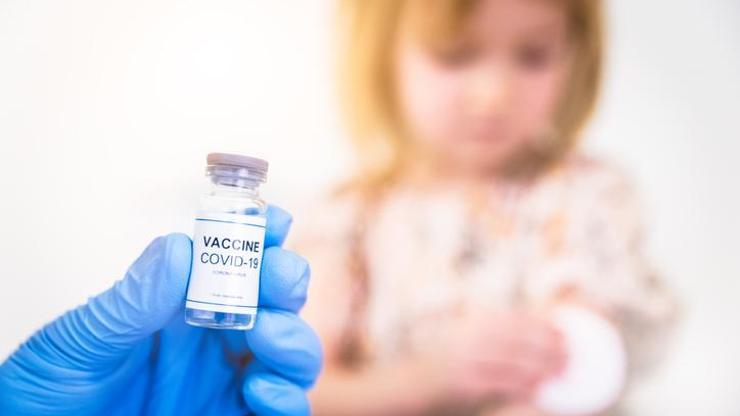 Pfizer’dan 3. doz açıklaması: 5-11 yaş arasındaki çocuklarda Omicron’a karşı antikor seviyesini yükseltiyor