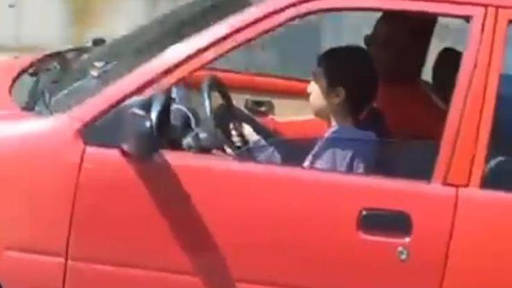 Maltepe’de trafikte çocuk sürücü