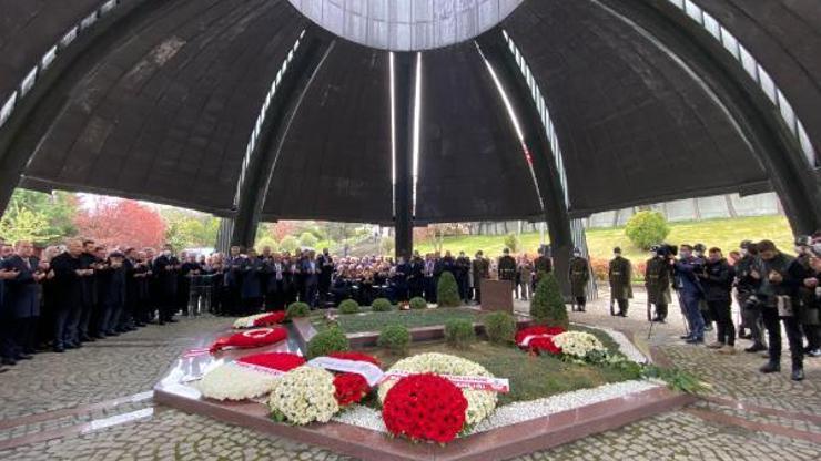 Turgut Özal ölümünün 29. yıl dönümünde mezarı başında anıldı