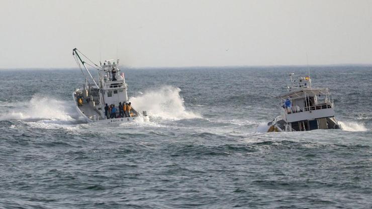 Japonya’da gezi teknesi battı: 10 ölü, 16 kayıp
