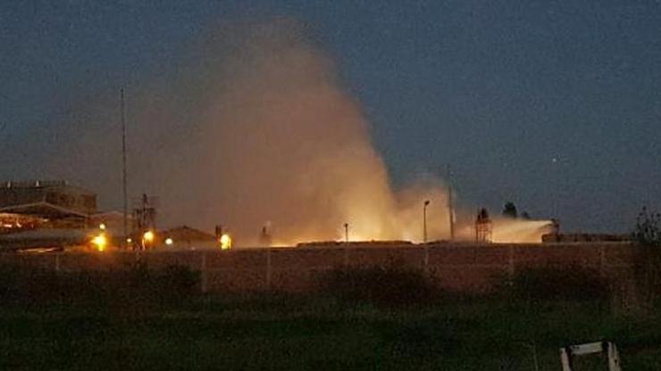 İzmir’de kağıt fabrikasının hurda depolama alanında yangın