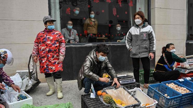 Karantinadaki Şangayda gıda krizi: İki parça çürümüş pirzola 60 dolar