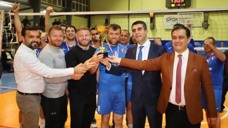 Dostluk Kupasının şampiyonu Akçayspor