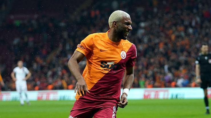 Son dakika... Galatasarayda Babel sürprizi Yeni sözleşme