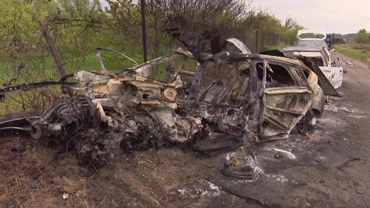 Rusya 15 araçlık sivil konvoyu vurdu