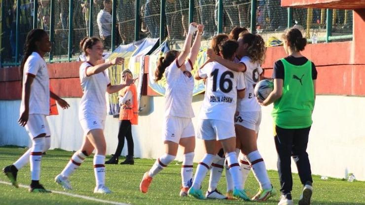 Kadınlar Futbol Süper Liginde finalistler belli oldu