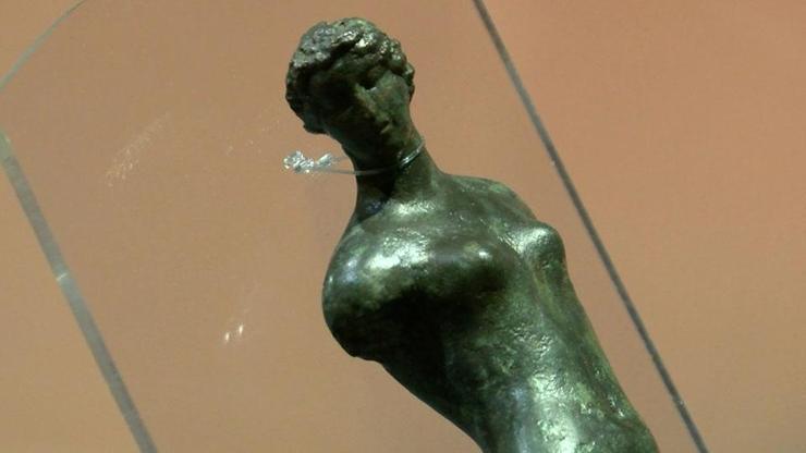 Afrodit heykelcikleri ilk kez müzede: 2 bin ve 2 bin 500 yıllık iki esere ilgi yoğun