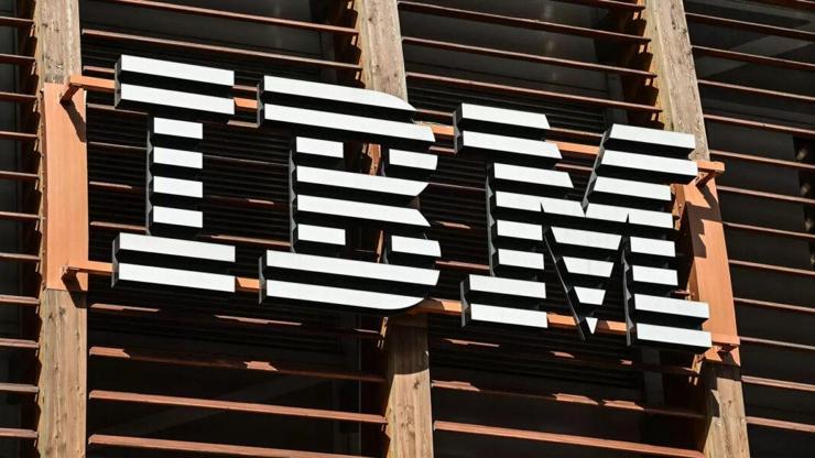 IBM Rusya’daki operasyonlarını durduruyor