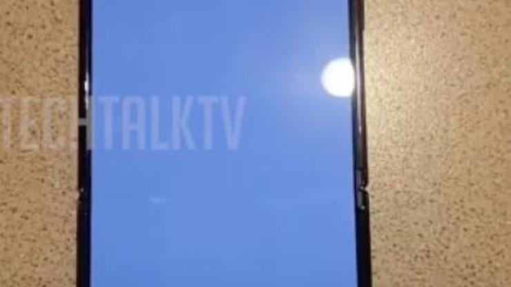Galaxy Z Flip 4’ün gerçek görüntüleri ortaya çıktı