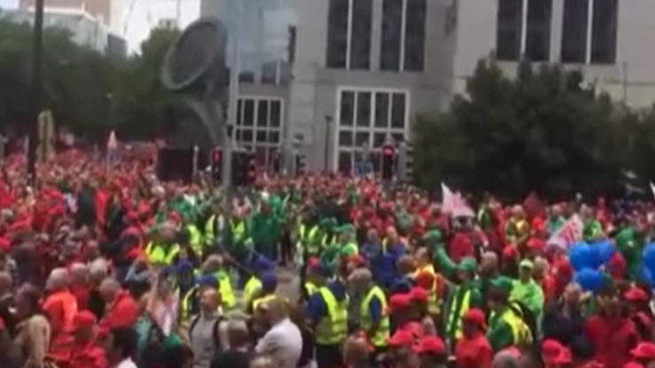 Belçikada işçiler grevde
