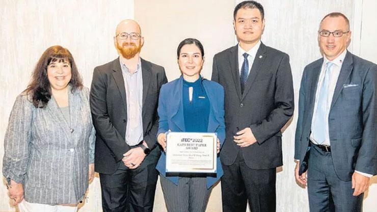 Türk bilim kadınına en iyi makale ödülü