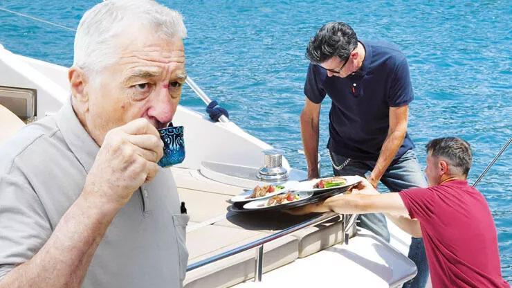 Robert De Niro, Boğazın tadını çıkardı: Türk kahvesi ve alinazik...