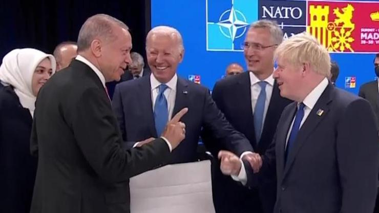 NATOda 3lü görüşme... Erdoğan-Biden-Johnson bir araya geldi