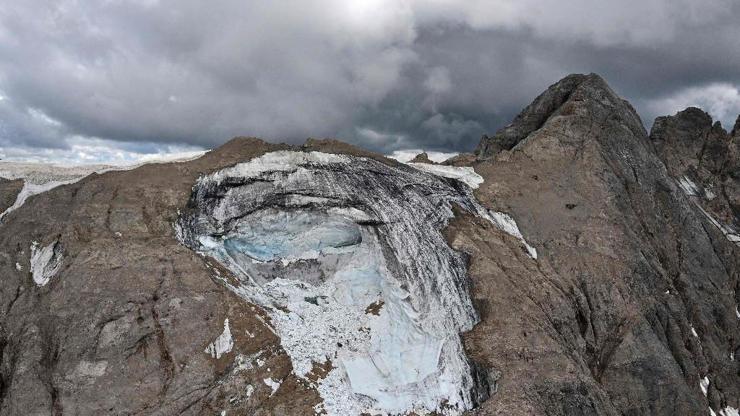 İtalya Alplerinde buzul felaketi: 13 kişi için umutlar tükeniyor