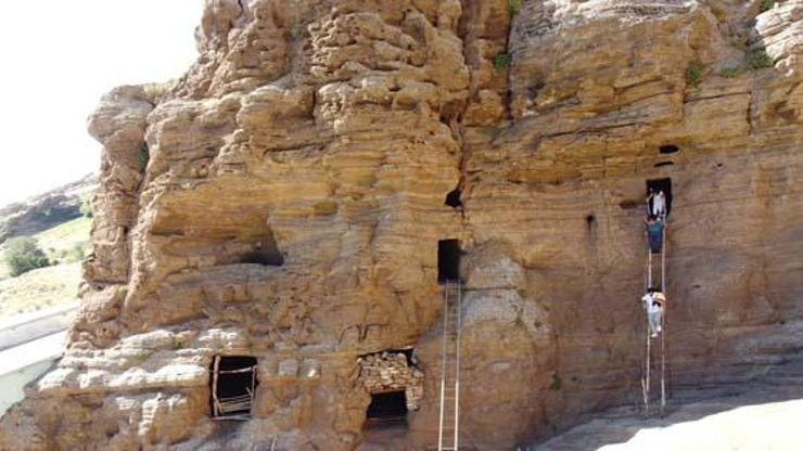 Tatvandaki asırlık tarihi mağaralar keşfedilmeyi bekliyor
