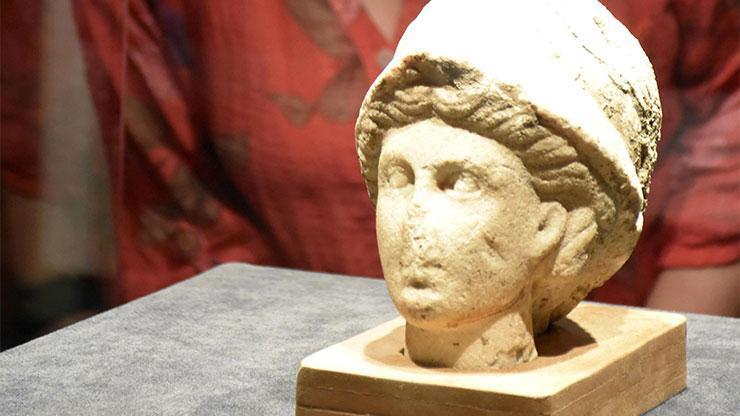 Tanrıça Athenanın 2 bin 300 yıllık heykel başı, 27 yıl sonra sergide