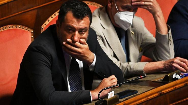 İtalyada hükümet karıştı: Oylama sona erdi, kriz devam ediyor