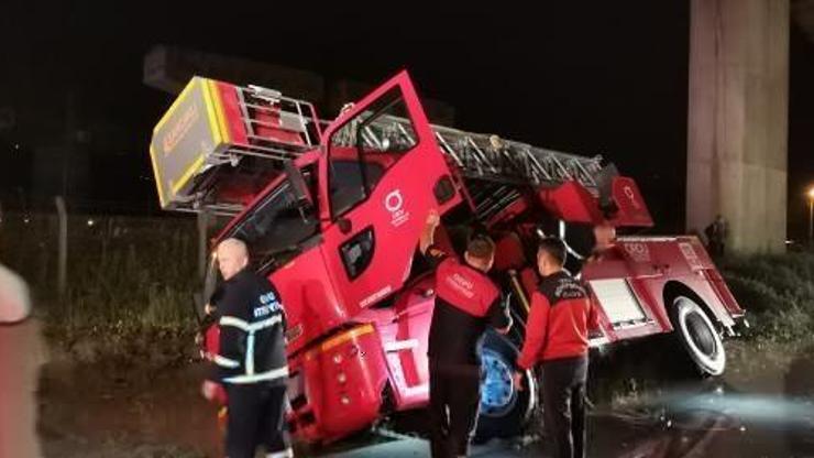 Ordu’da görevden dönen itfaiye aracı yan yattı Ordu’da görevden dönen itfaiye aracı yan yattı