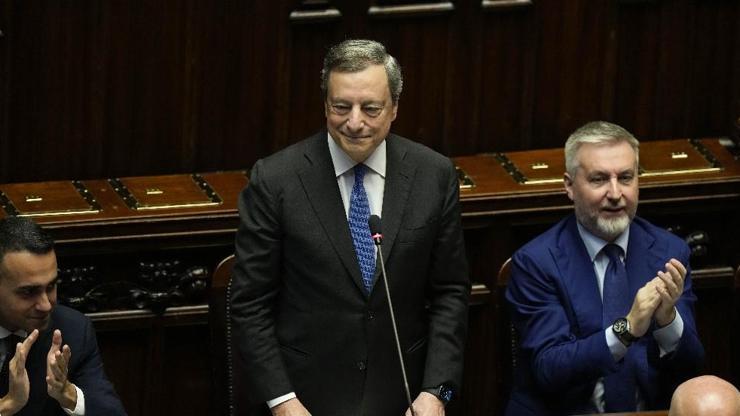 İtalya Başbakanı Draghi, yeniden istifa kararı aldığını açıkladı