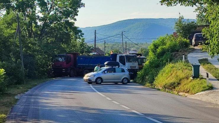 Kosova-Sırbistan geriliminde son durum: Barikatlar kaldırılıyor