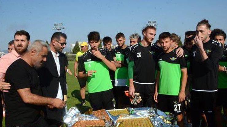 Akhisarspordan 8 futbolcu kadro dışı iddiasına açıklama